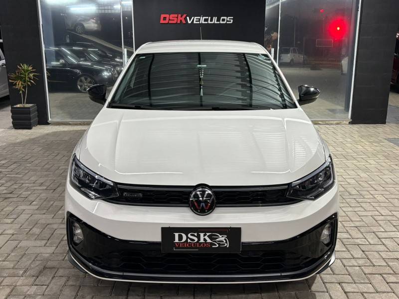 VOLKSWAGEN - VIRTUS - 2024/2025 - Branca - R$ 139.900,00