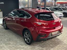 CHEVROLET - CRUZE - 2018/2018 - Vermelha - R$ 95.900,00
