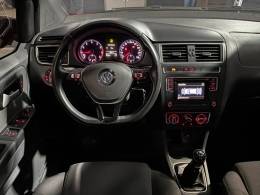 VOLKSWAGEN - FOX - 2017/2017 - Vermelha - R$ 56.900,00