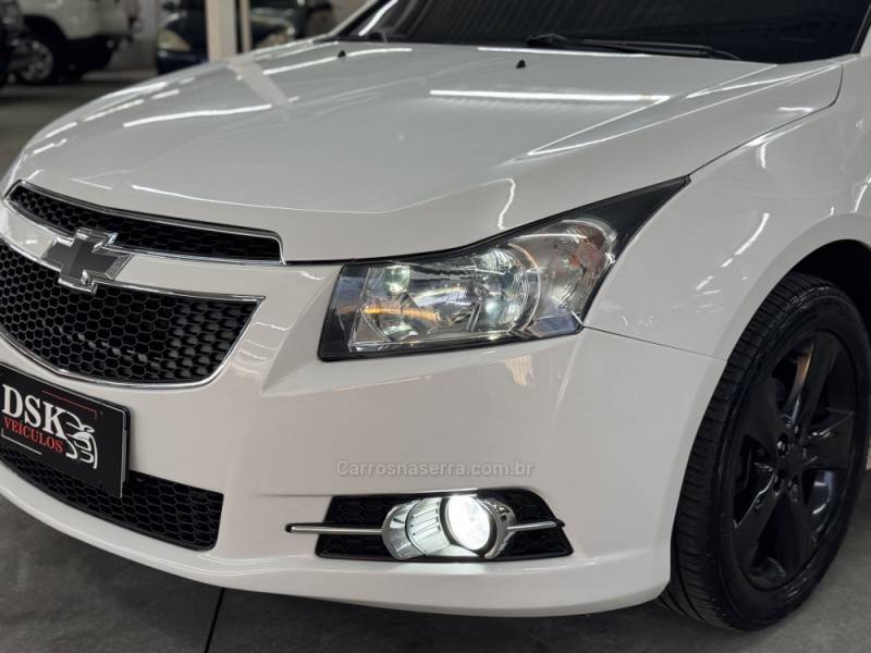 CHEVROLET - CRUZE - 2013/2013 - Branca - R$ 71.900,00