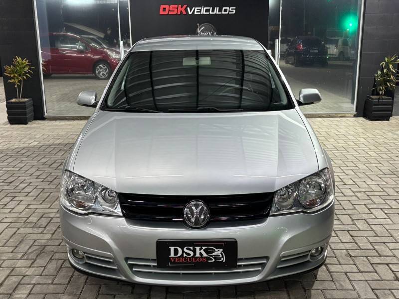 VOLKSWAGEN - GOLF - 2007/2008 - Prata - R$ 42.900,00