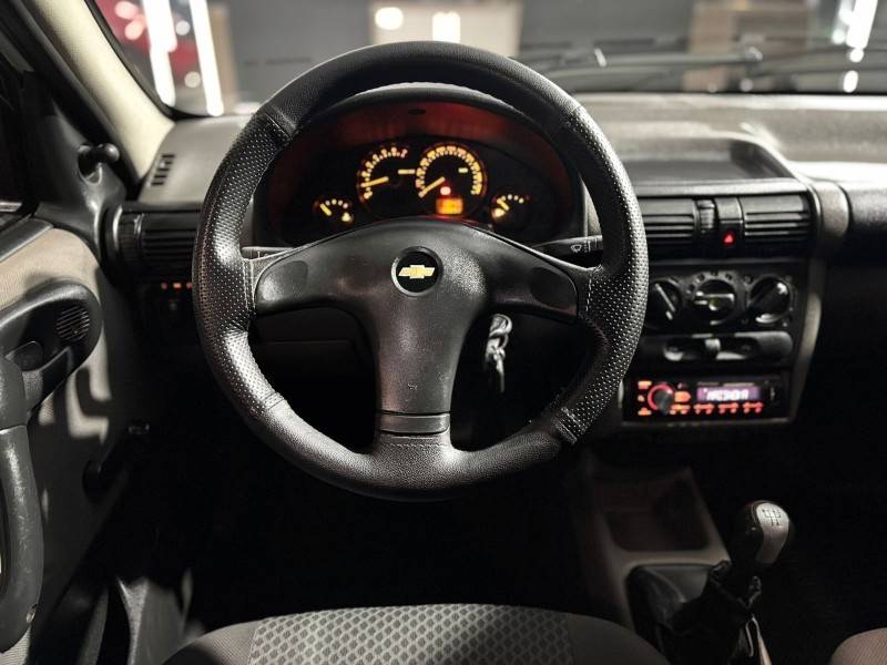 CHEVROLET - CLASSIC - 2012/2012 - Prata - R$ 28.900,00