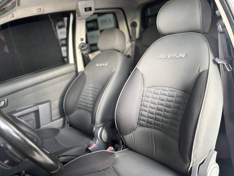 FIAT - STRADA - 2014/2014 - Branca - R$ 59.900,00