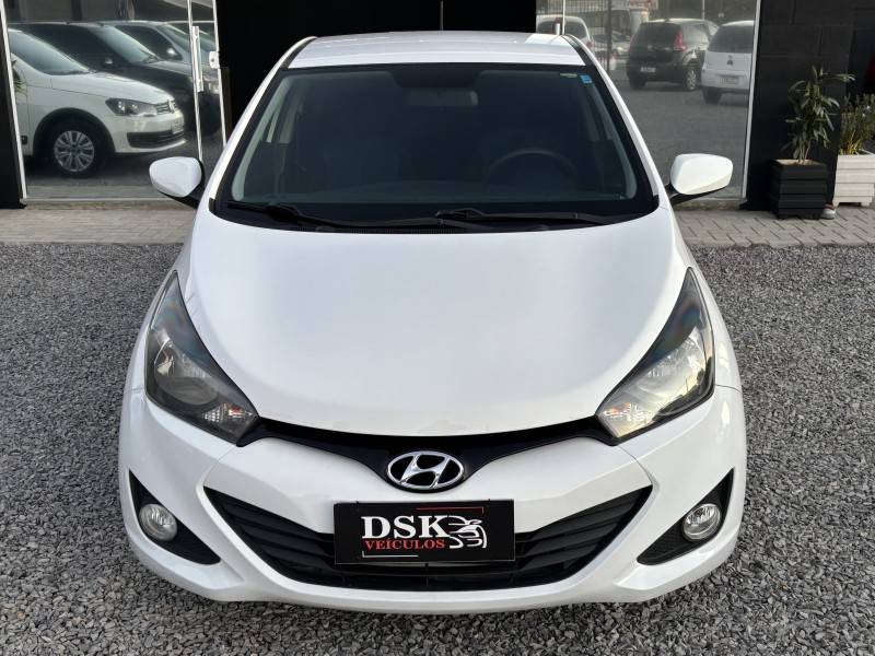 HYUNDAI - HB20 - 2015/2015 - Branca - R$ 56.900,00