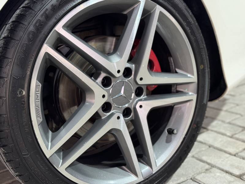 MERCEDES-BENZ - CLA 250 - 2015/2015 - Branca - R$ 154.900,00