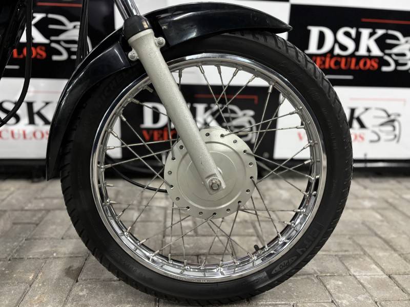 HONDA - CG 125 - 2006/2006 - Vermelha - R$ 7.000,00