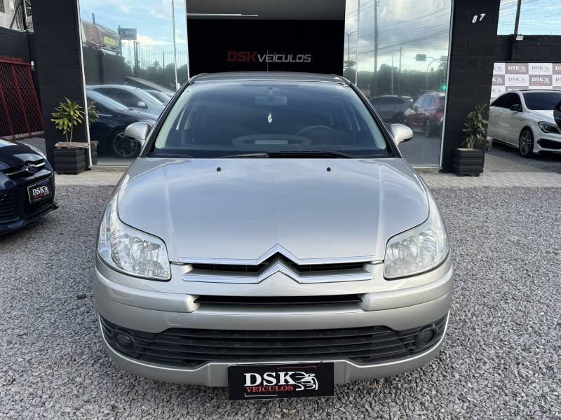CITROËN - C4 - 2010/2010 - Prata - R$ 28.900,00