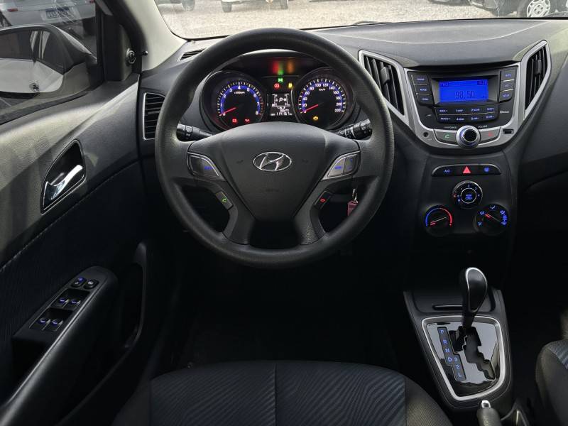 HYUNDAI - HB20 - 2015/2015 - Branca - R$ 56.900,00
