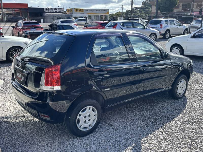 FIAT - PALIO - 2009/2010 - Preta - R$ 25.900,00