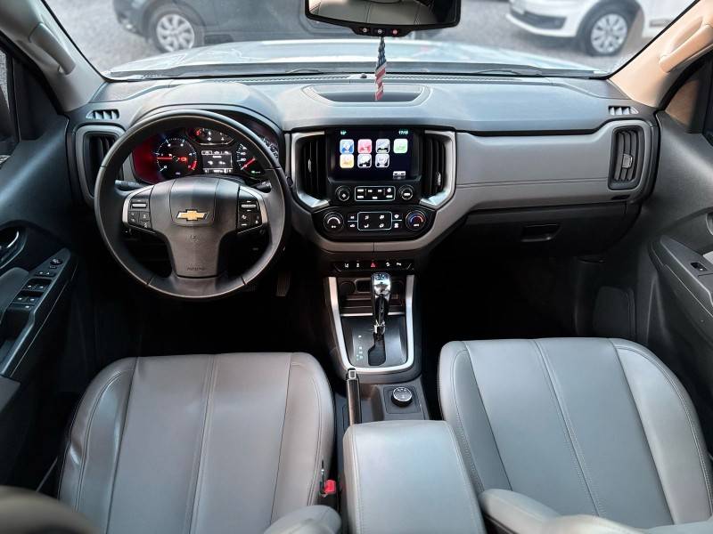 CHEVROLET - S10 - 2017/2018 - Prata - R$ 154.900,00