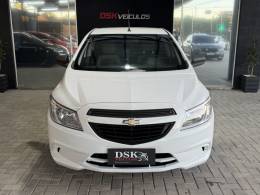 CHEVROLET - ONIX - 2015/2015 - Branca - R$ 43.900,00