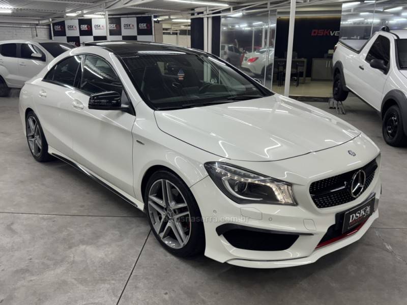 MERCEDES-BENZ - CLA 250 - 2015/2015 - Branca - R$ 164.900,00