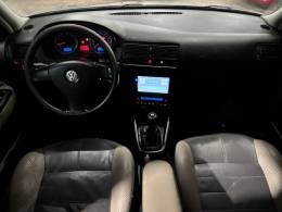VOLKSWAGEN - GOLF - 2007/2008 - Prata - R$ 42.900,00