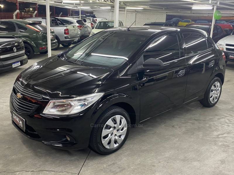 CHEVROLET - ONIX - 2015/2015 - Preta - R$ 44.900,00