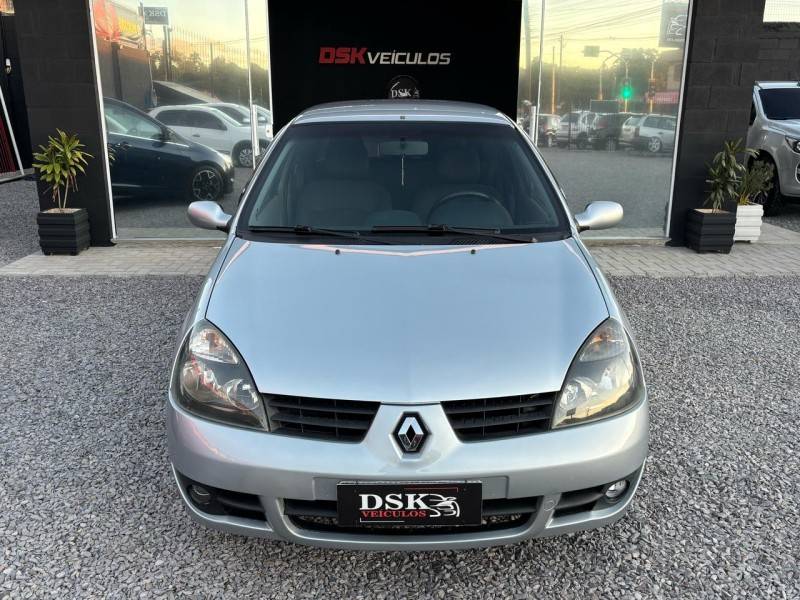 RENAULT - CLIO - 2006/2006 - Prata - R$ 20.900,00