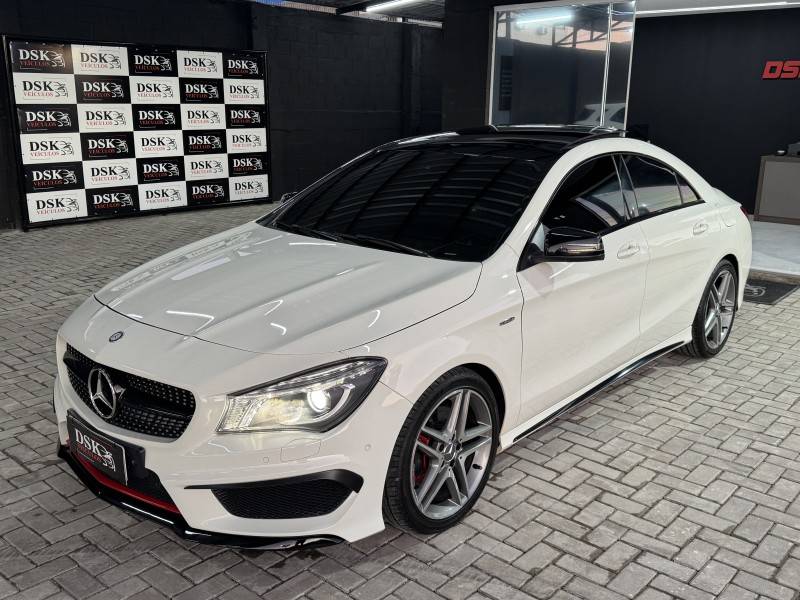 MERCEDES-BENZ - CLA 250 - 2015/2015 - Branca - R$ 154.900,00