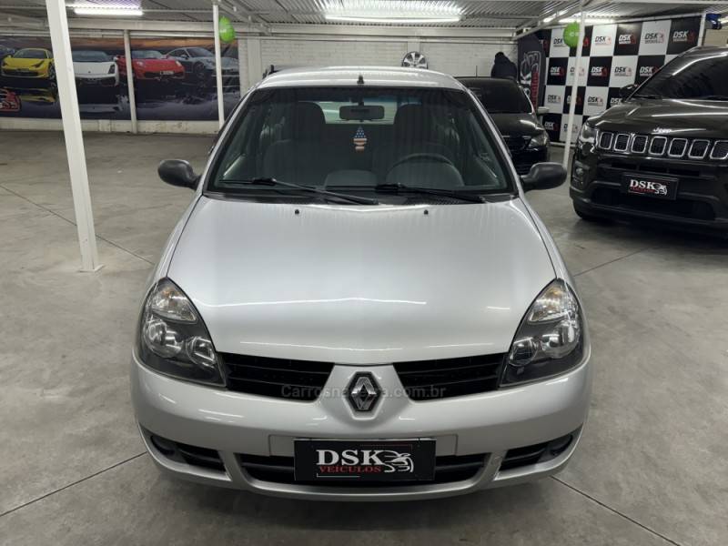 RENAULT - CLIO - 2010/2010 - Prata - R$ 21.900,00