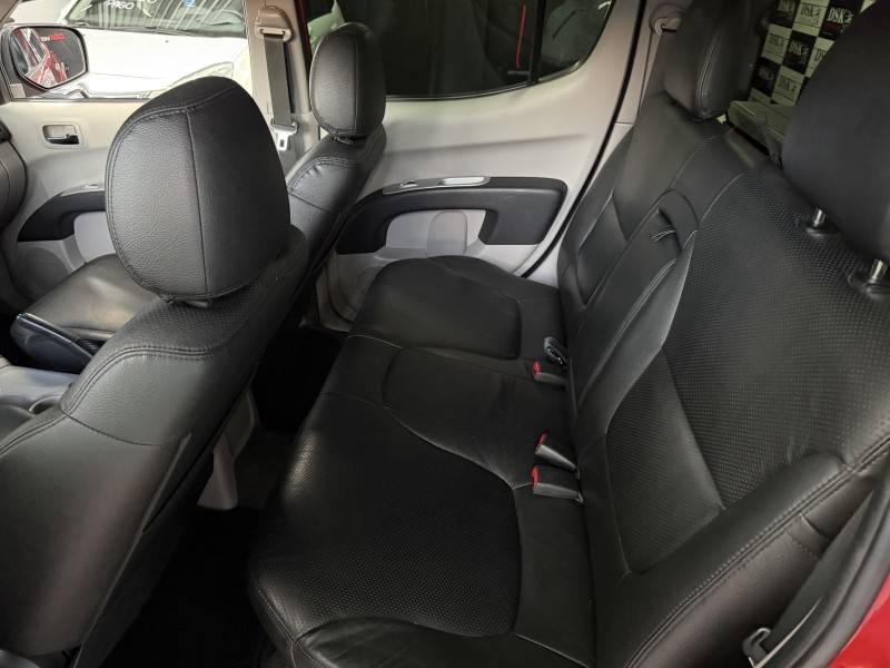 MITSUBISHI - L200 TRITON - 2012/2012 - Vermelha - R$ 109.900,00