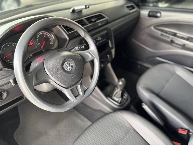 VOLKSWAGEN - SAVEIRO - 2021/2022 - Branca - R$ 64.900,00