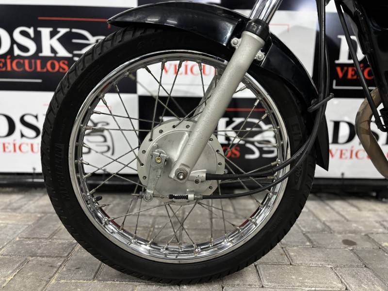 HONDA - CG 125 - 2006/2006 - Vermelha - R$ 7.000,00