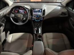 CHEVROLET - CRUZE - 2018/2018 - Vermelha - R$ 95.900,00