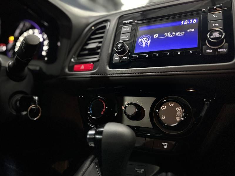 HONDA - HR-V - 2016/2016 - Preta - R$ 84.900,00