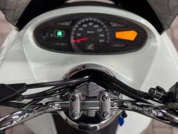 HONDA - PCX - 2015/2015 - Branca - R$ 12.900,00