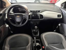 CHEVROLET - ONIX - 2015/2015 - Branca - R$ 43.900,00