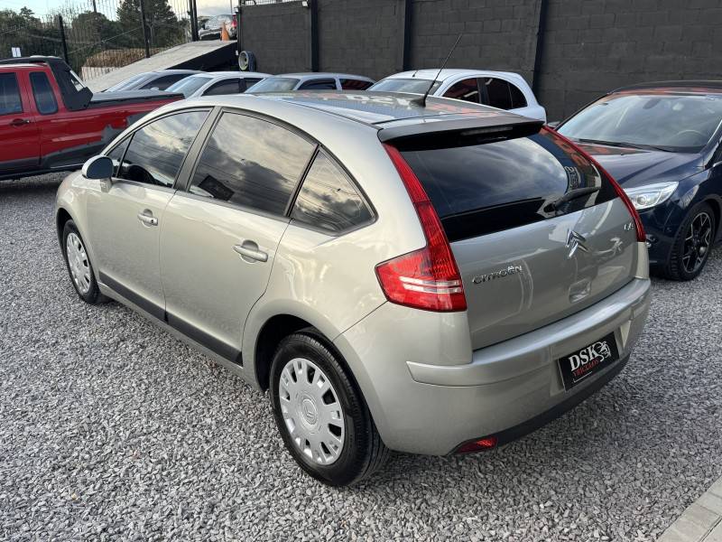 CITROËN - C4 - 2010/2010 - Prata - R$ 28.900,00