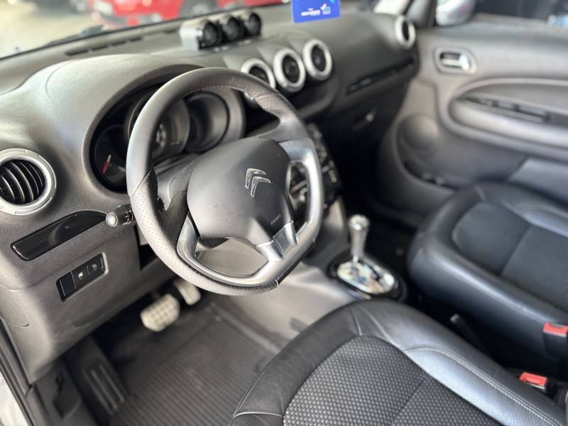 CITROËN - AIRCROSS - 2011/2012 - Rosa - R$ 39.900,00