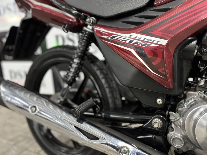HONDA - CG 150 - 2013/2013 - Vermelha - R$ 10.999,00