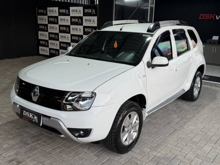 RENAULT - DUSTER - 2017/2017 - Branca - R$ 65.900,00