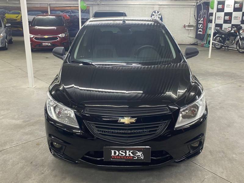 CHEVROLET - ONIX - 2015/2015 - Preta - R$ 44.900,00