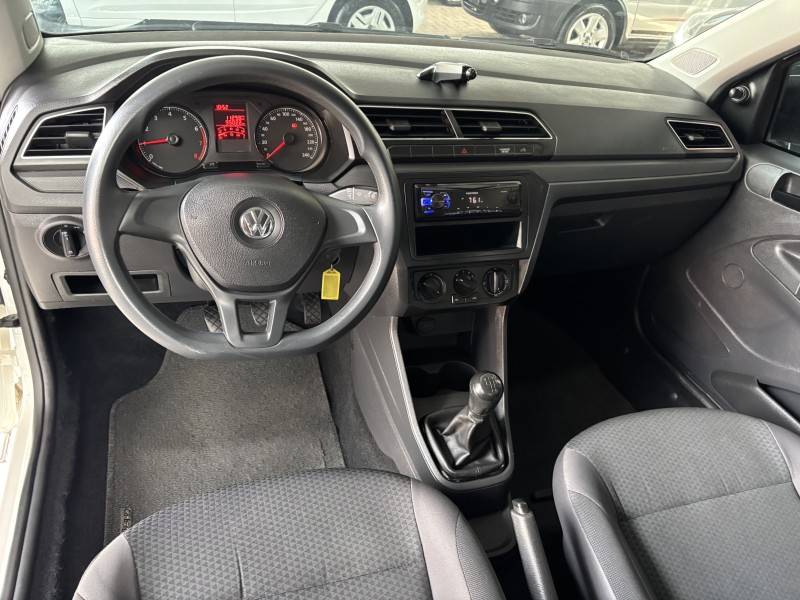 VOLKSWAGEN - SAVEIRO - 2021/2022 - Branca - R$ 64.900,00