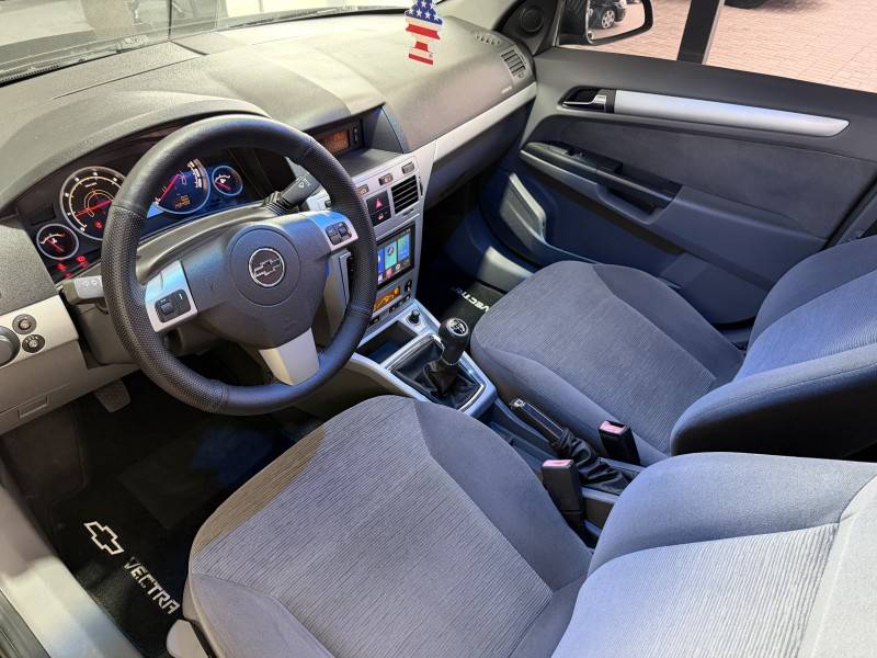 CHEVROLET - VECTRA - 2009/2009 - Preta - R$ 43.900,00