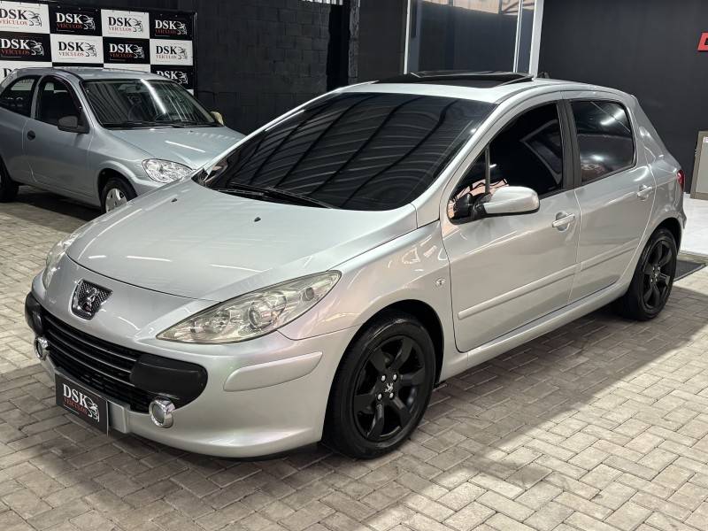 PEUGEOT - 307 - 2009/2010 - Prata - R$ 29.900,00
