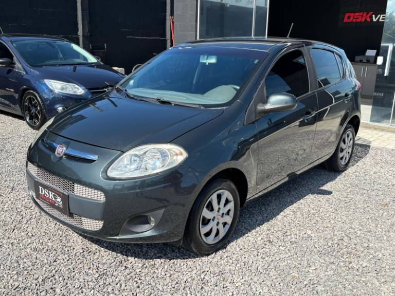 FIAT - PALIO - 2013/2013 - Verde - R$ 38.900,00