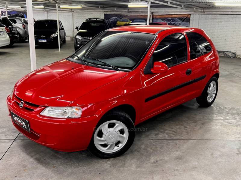 CHEVROLET - CELTA - 2002/2002 - Vermelha - R$ 18.500,00