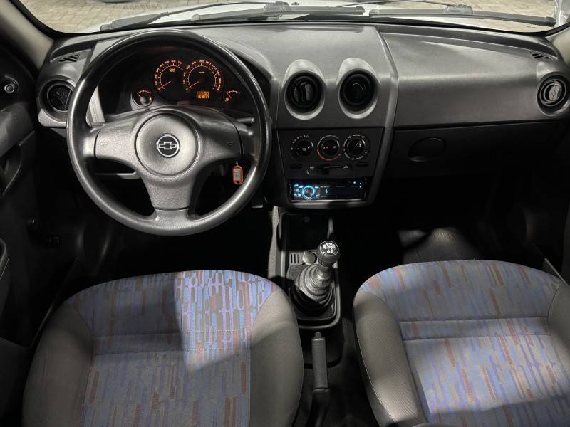 CHEVROLET - CELTA - 2011/2011 - Branca - R$ 22.900,00