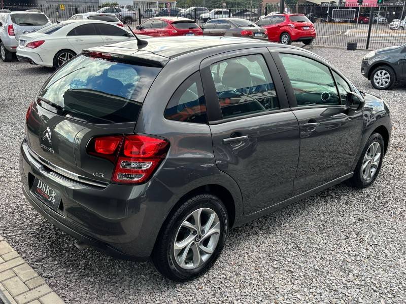 CITROËN - C3 - 2013/2013 - Cinza - R$ 37.900,00