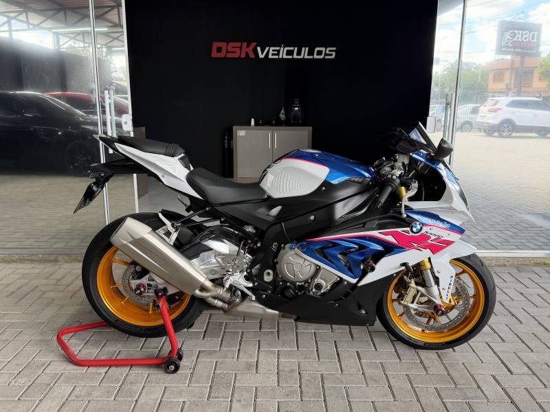 BMW - S 1000 - 2019/2019 - Branca - R$ 86.900,00