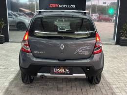 RENAULT - SANDERO - 2008/2009 - Prata - R$ 32.900,00