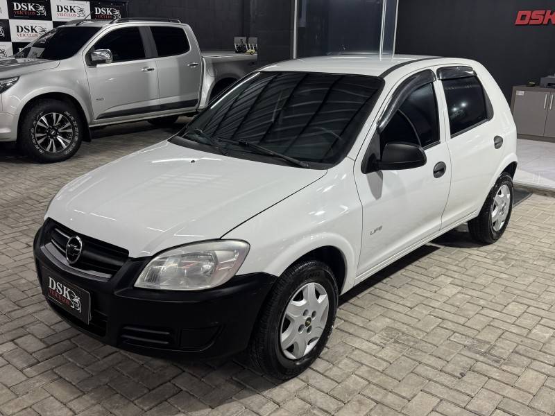 CHEVROLET - CELTA - 2011/2011 - Branca - R$ 22.900,00