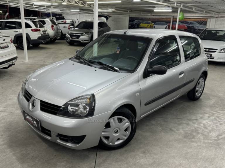 RENAULT - CLIO - 2010/2010 - Prata - R$ 21.900,00