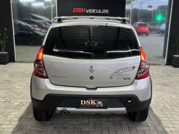 RENAULT - SANDERO - 2008/2009 - Prata - R$ 33.900,00