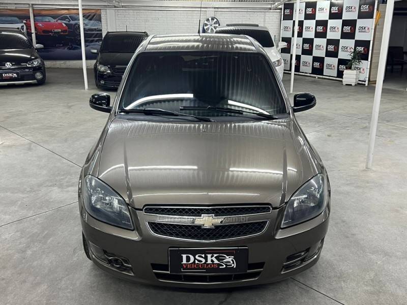 CHEVROLET - CELTA - 2014/2014 - Marrom - R$ 36.900,00