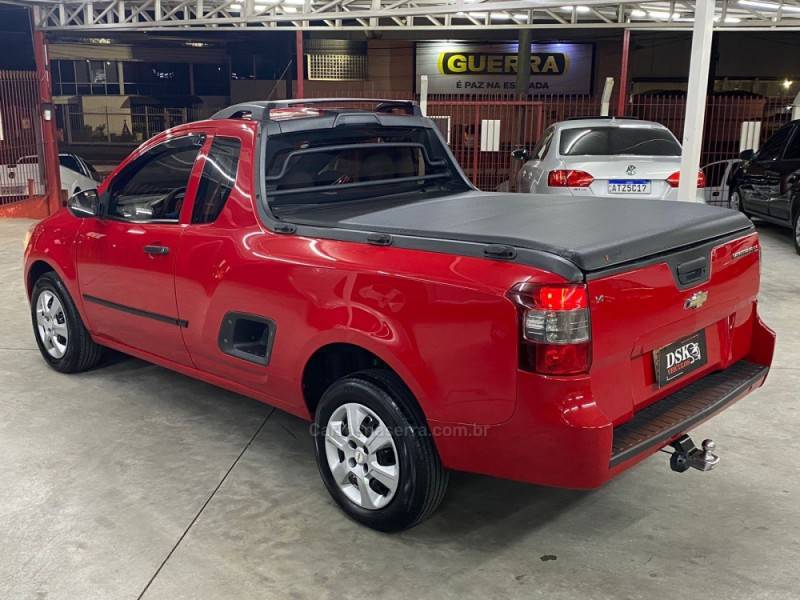 CHEVROLET - MONTANA - 2013/2013 - Vermelha - R$ 41.900,00