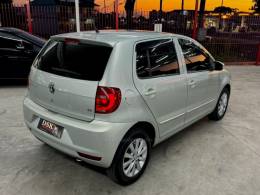 VOLKSWAGEN - FOX - 2010/2010 - Bege - R$ 38.900,00