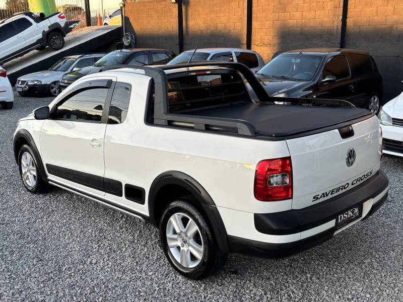 VOLKSWAGEN - SAVEIRO - 2013/2013 - Branca - R$ 55.900,00