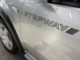 RENAULT - SANDERO - 2008/2009 - Prata - R$ 33.900,00